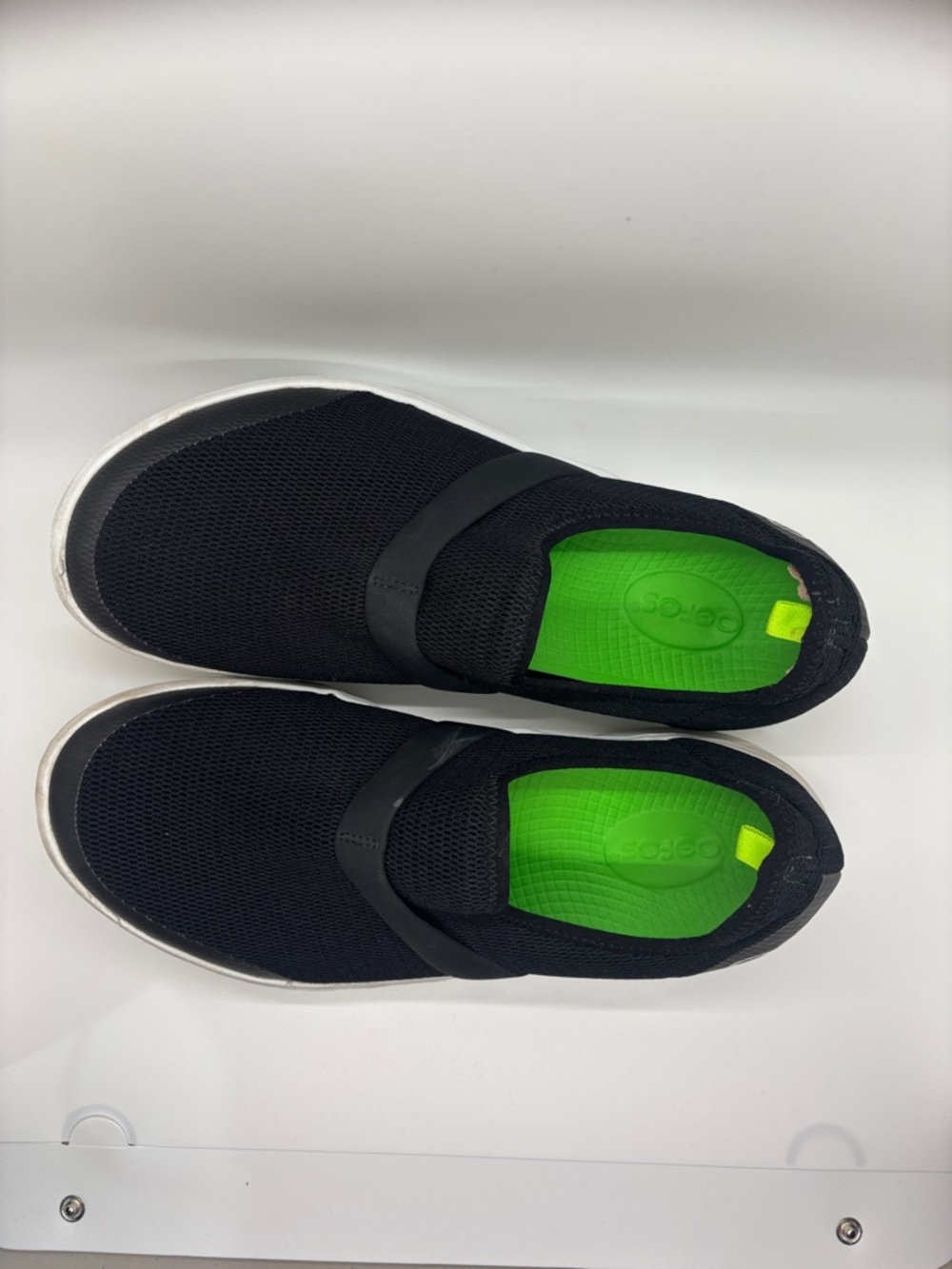 OOFOS OOmg eeZee Low Recovery Shoe Women's 10